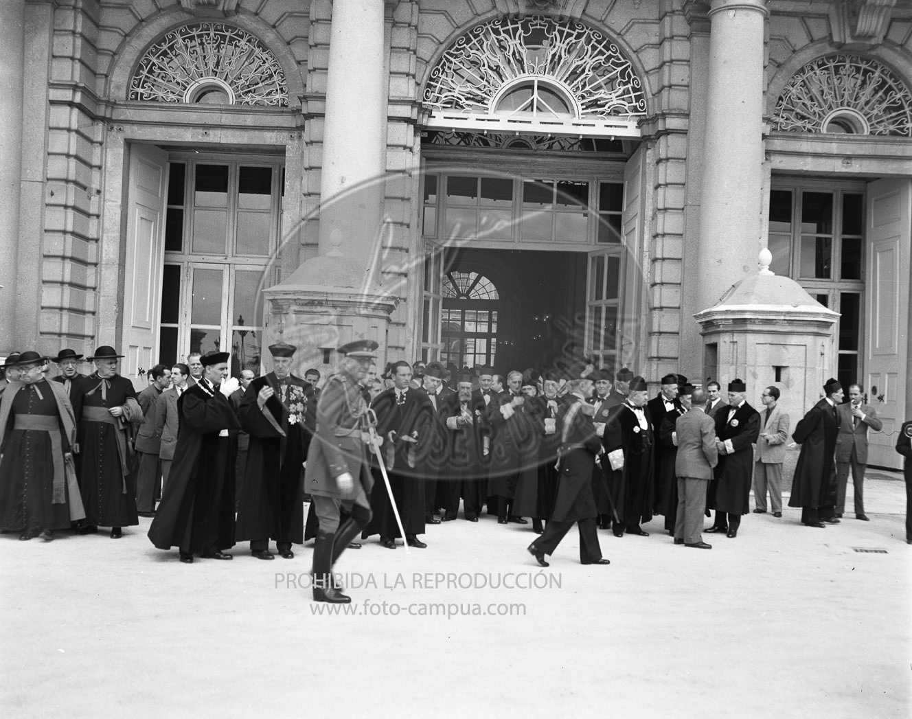 Recepcion en el Palcio de Oriente por el Dia del Caudillo