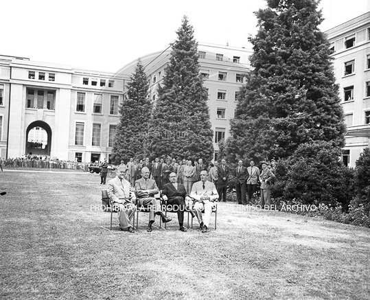 Reunion 4 Grandes en Ginebra