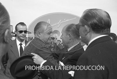 Llegada a Barajas de los restos mortales de Juan Ramón Jimenez