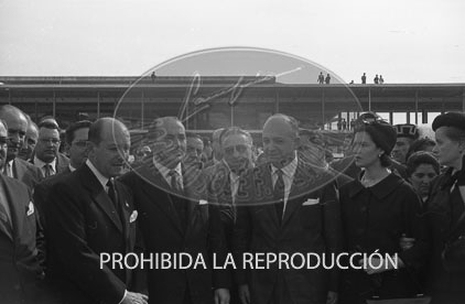 Llegada a Barajas de los restos mortales de Juan Ramón Jimenez