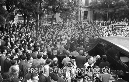 Llegada a Barajas de los restos mortales de Juan Ramón Jimenez