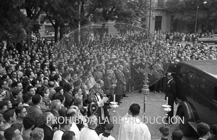 Llegada a Barajas de los restos mortales de Juan Ramón Jimenez