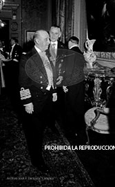 Cena en honor de Franco Ayuntamiento Barcelona.