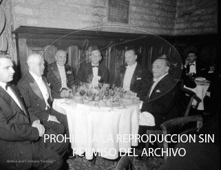 Cena en honor de Franco Ayuntamiento Barcelona.