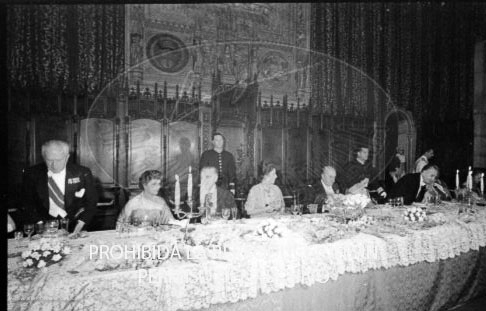 Cena en honor de Franco Ayuntamiento Barcelona.