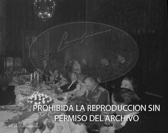Cena en honor de Franco Ayuntamiento Barcelona.