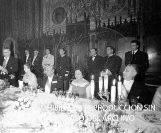 Cena en honor de Franco Ayuntamiento Barcelona.