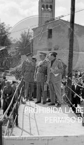 Franco visita las zonas inundadas de Barcelona