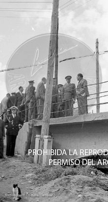 Franco visita las zonas inundadas de Barcelona