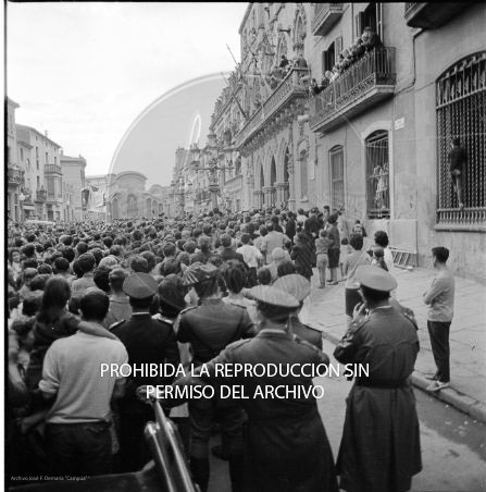 Franco visita las zonas inundadas de Barcelona