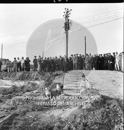 Franco visita las zonas inundadas de Barcelona
