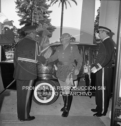 Consejo de ministros en el Palacio de Pedralbes.