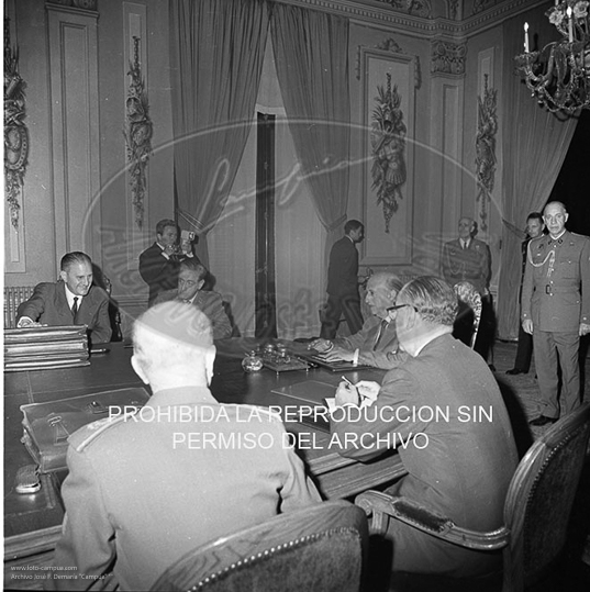 Consejo de ministros en el Palacio de Pedralbes.