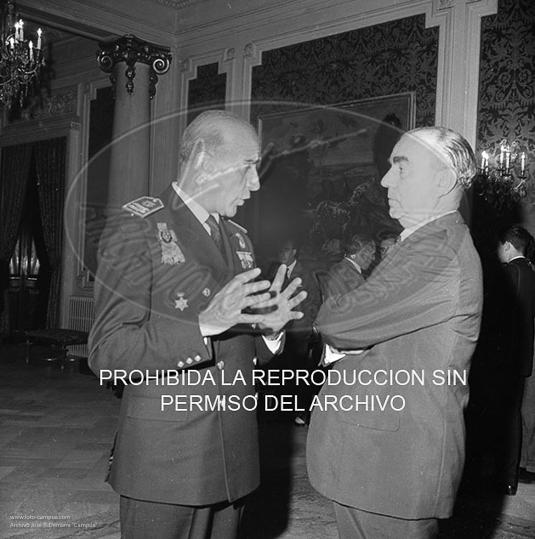 Consejo de ministros en el Palacio de Pedralbes.