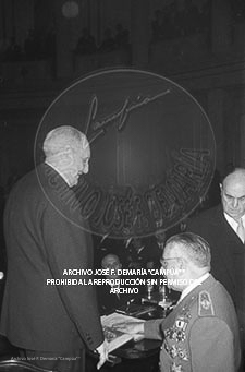 Carrero Blanco en Las Cortes