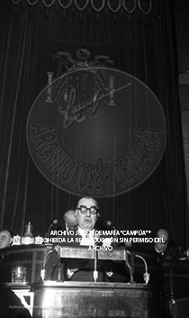 Carrero Blanco en Las Cortes