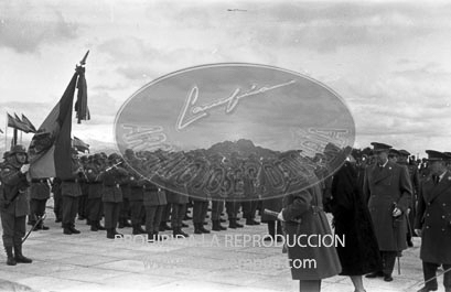 Te Deum en el Valle de los Caidos por los XXV años de paz. llegada de autoridades