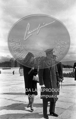 Te Deum en el Valle de los Caidos por los XXV años de paz. llegada de autoridades