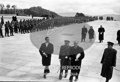 Te Deum en el Valle de los Caidos por los XXV años de paz. llegada de autoridades