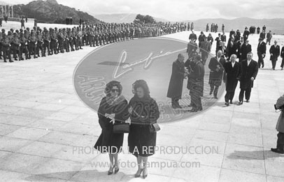 Te Deum en el Valle de los Caidos por los XXV años de paz. llegada de autoridades