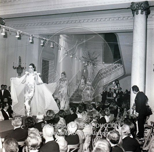 Desfile de modelos en la embajada de Italia de Madrid.