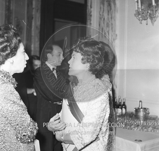 Desfile de modelos en la embajada de Italia de Madrid.