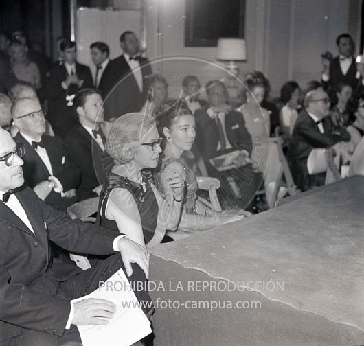 Desfile de modelos en la embajada de Italia de Madrid.