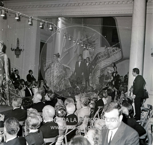 Desfile de modelos en la embajada de Italia de Madrid.
