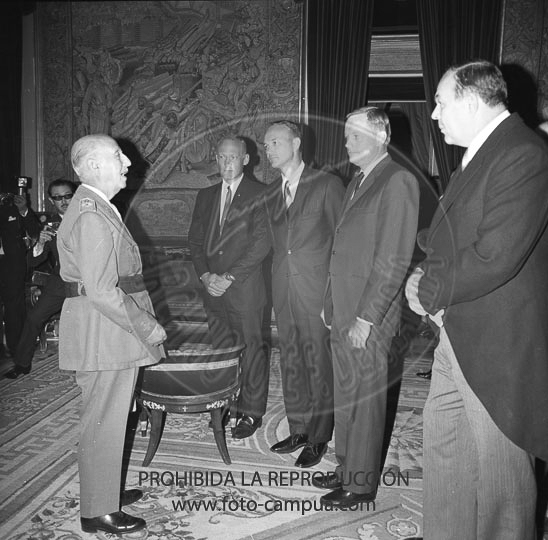 Armstron, Aldring y Collins con Franco