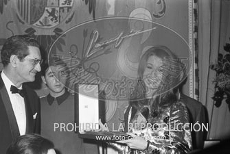 Entrega de placas a los 