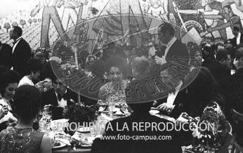 Entrega de placas a los 