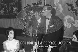 Entrega de placas a los 