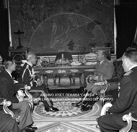 Primer Ministro  de Tailandia Mariscal Pibilsomggram