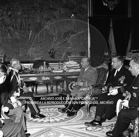 Primer Ministro  de Tailandia Mariscal Pibilsomggram