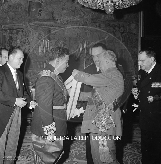 Norodon Sihanuk es recibido por Franco