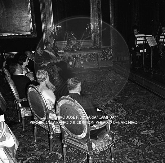 Visita de Iskander Mirza